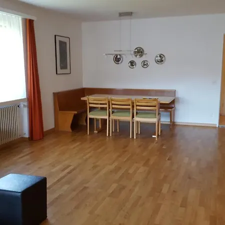 Alpen-fewo, Residenza Quadra 227 Apartment Flims
